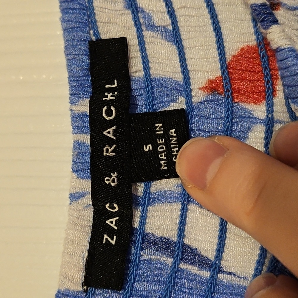 Zac & Rachel Floral Women's Top - Picture 2 of 10